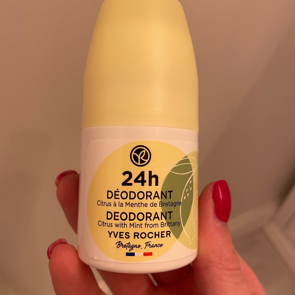 Yves Rocher Citrus Mint Deodorant - Soft Yellow